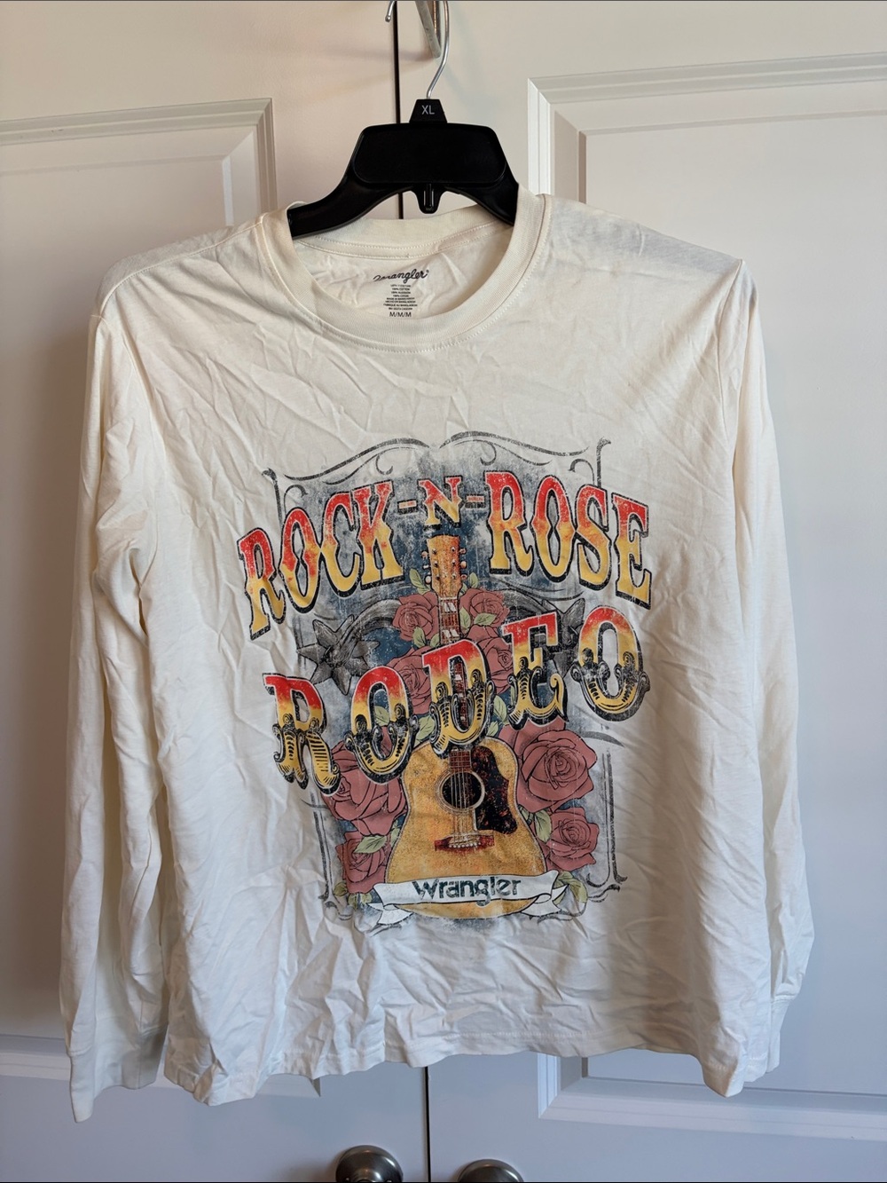 Wrangler White Rock-N-Rose Rodeo Long-Sleeve Graphic Shirt